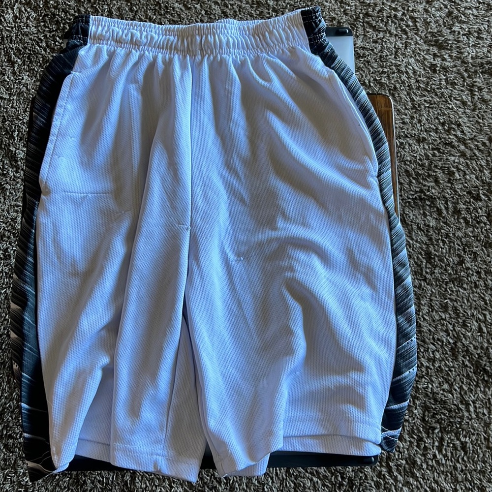 Men’s Basketball shorts